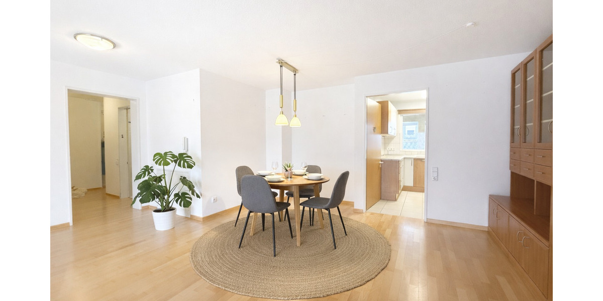 Etagenwohnung Sindelfingen Mitte - 2 Zimmer, 87 m&sup2;, 999&euro; | Angebot:25667919