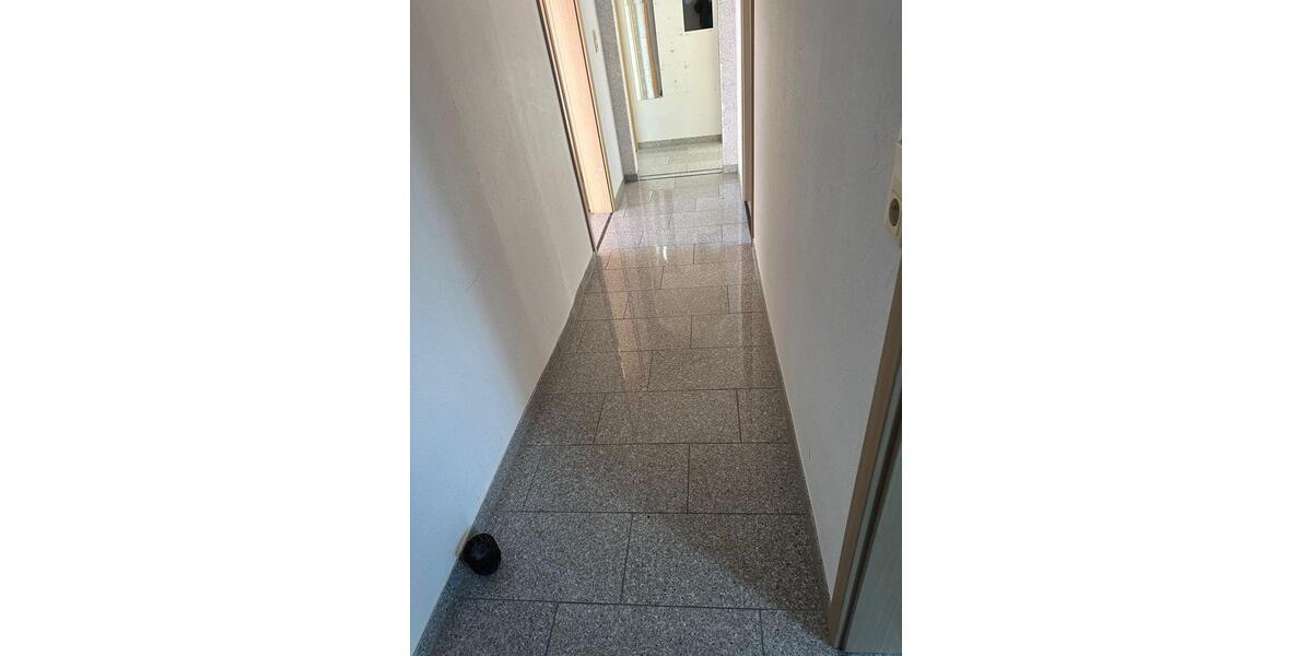 Dachgeschoßwohnung Hagenbach - 3 Zimmer, 95 m&sup2;, 700&euro; | Angebot:26224934