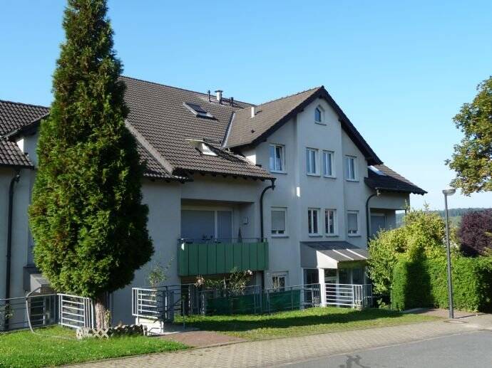 **1 Zimmer-Wohnung mit Einbauküche und Terrasse in Herdringen** 1 zimmer