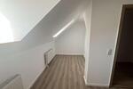 Dachgeschoßwohnung Reichenbach im Vogtland - 4 Zimmer, 77 m&sup2;, 420&euro; | Angebot:26168702