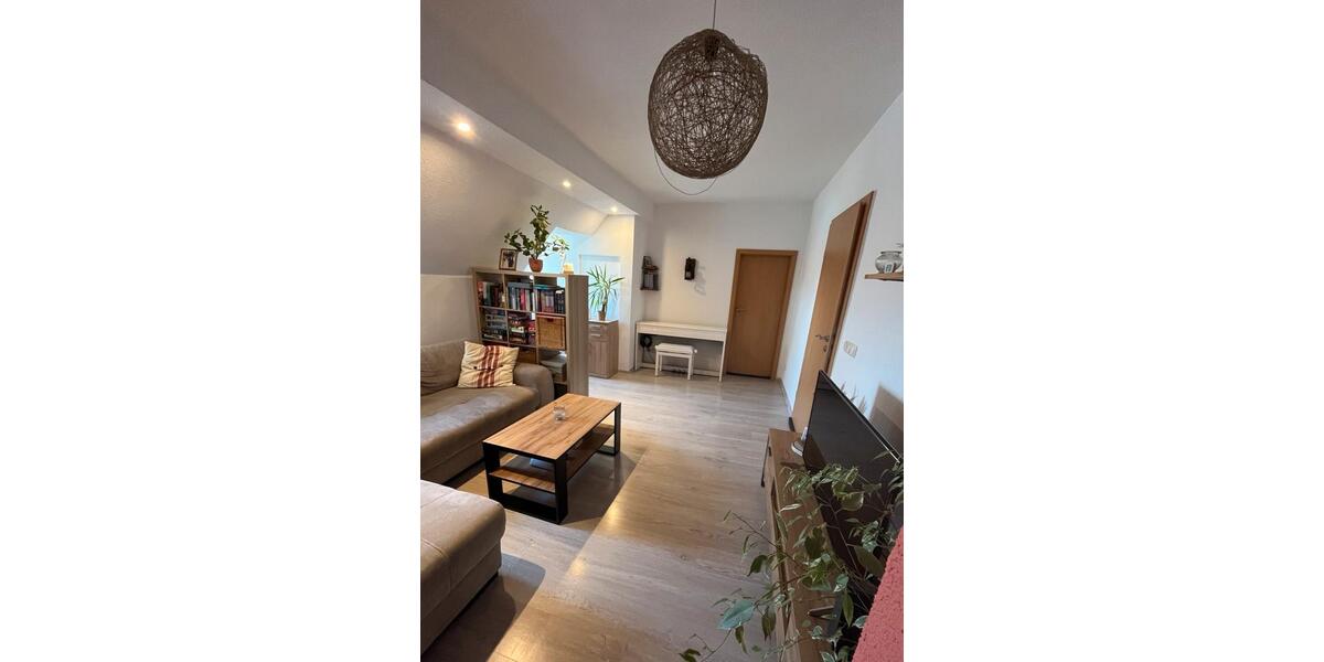 Dachgeschoßwohnung Görlitz Biesnitz - 3 Zimmer, 59 m&sup2;, 640&euro; | Angebot:25853167