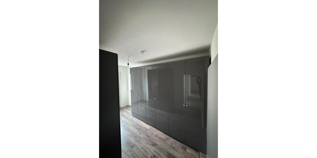 Etagenwohnung Mannheim Sandhofen - 5 Zimmer, 105 m&sup2;, 1.300&euro; | Angebot:26137220