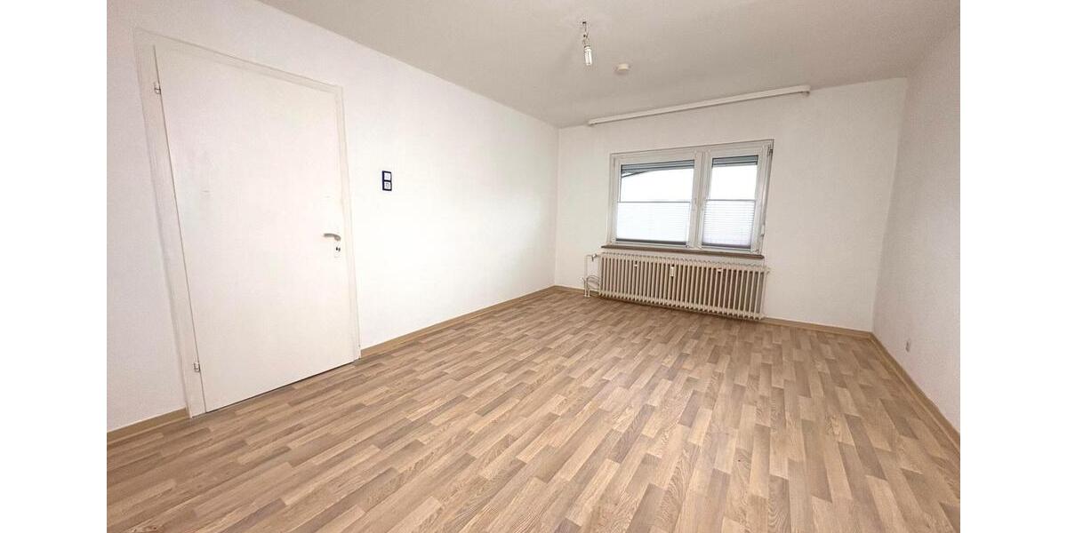 Etagenwohnung Wilnsdorf - 5 Zimmer, 90 m&sup2;, 600&euro; | Angebot:25225219