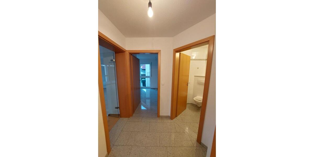 Erdgeschoßwohnung Mittelbiberach - 3 Zimmer, 100 m&sup2;, 1.500&euro; | Angebot:24238491
