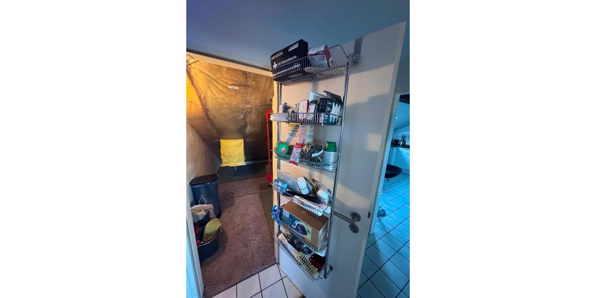 Dachgeschoßwohnung Herzogenrath - 3 Zimmer, 100 m&sup2;, 1.250&euro; | Angebot:26579692