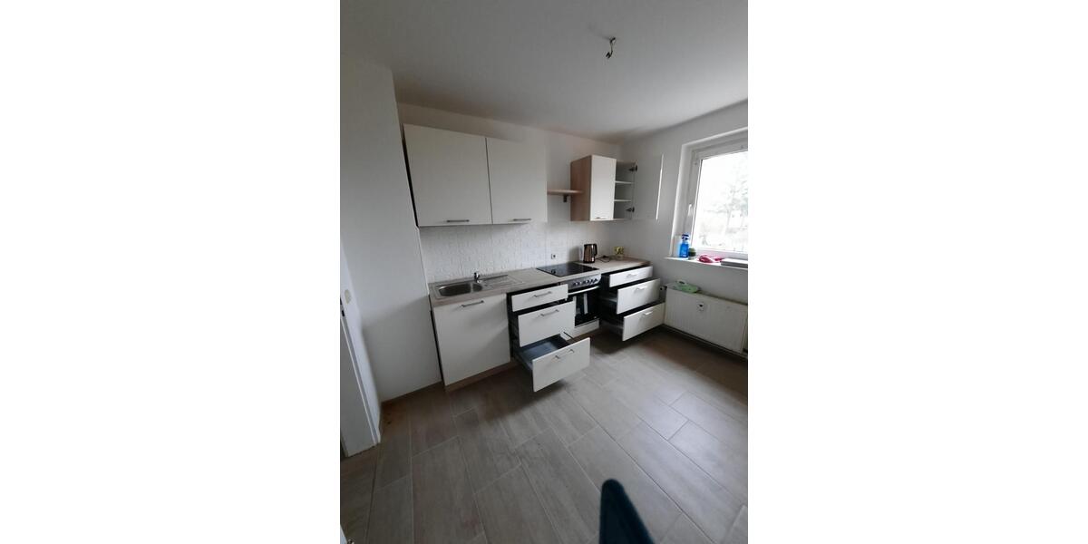 Erdgeschoßwohnung Burg Stargard - 2 Zimmer, 49 m&sup2;, 400&euro; | Angebot:26598251