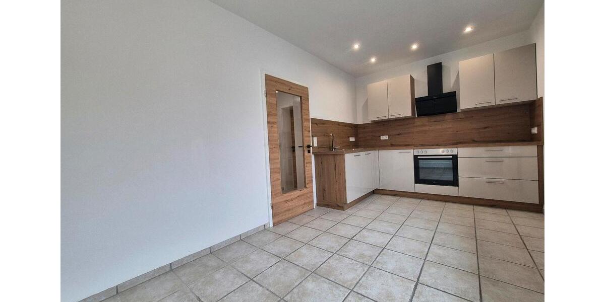 Dachgeschoßwohnung Sankt Ingbert - 1 Zimmer, 86 m&sup2;, 850&euro; | Angebot:26532843