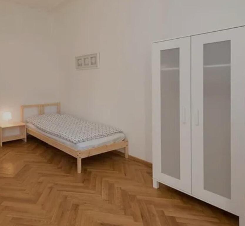 Zimmer perfekt für Studentin