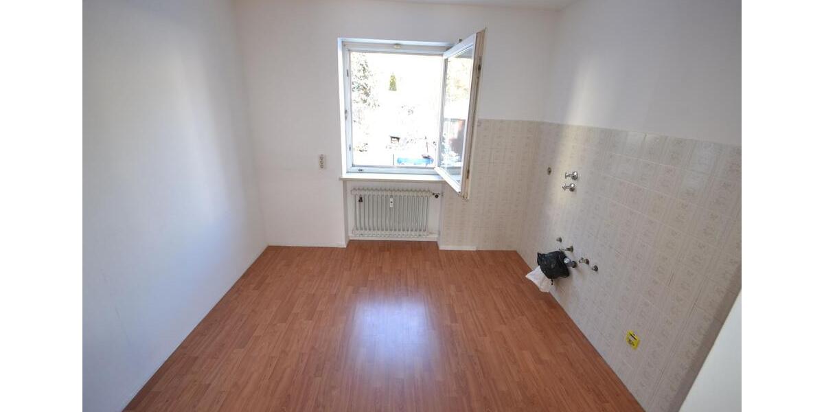 Erdgeschoßwohnung Eichenau - 4 Zimmer, 110 m&sup2;, 1.600&euro; | Angebot:24676685