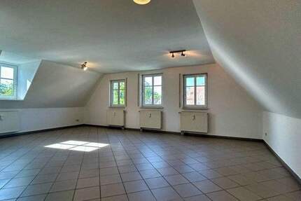 Miete: Moderne Wohnung in zentraler Lage 4 zimmer