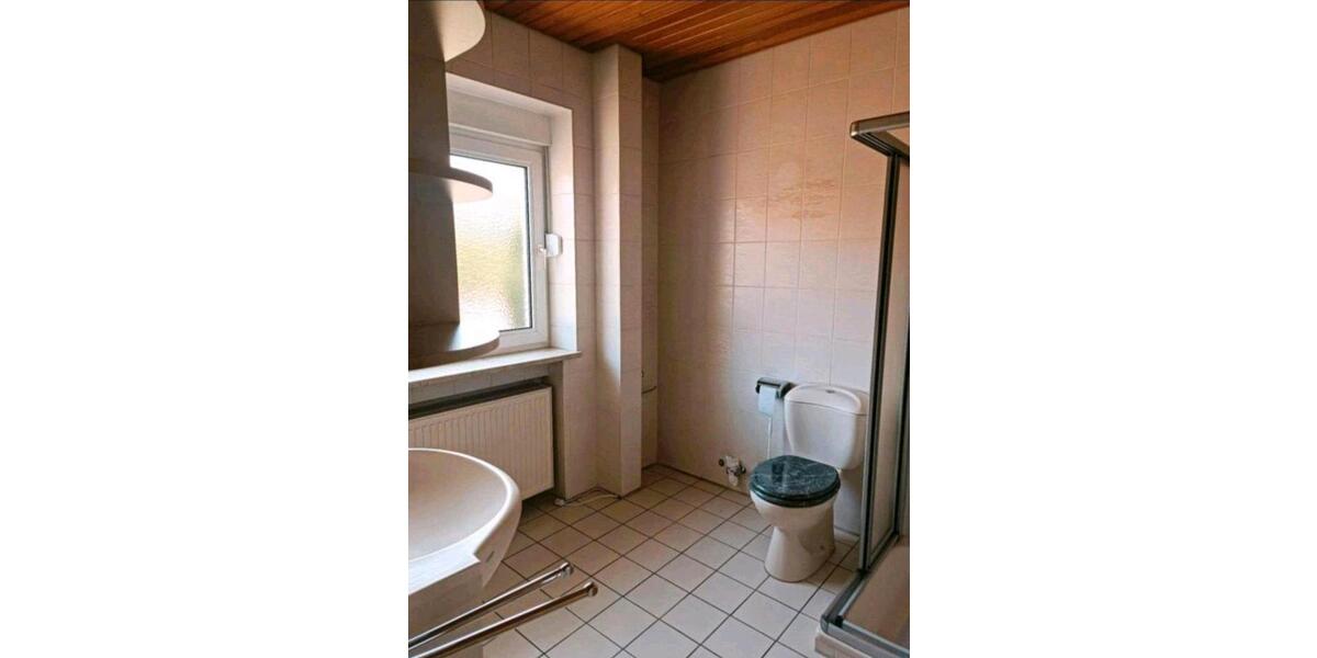 Erdgeschoßwohnung Norden - 3 Zimmer, 94 m&sup2;, 850&euro; | Angebot:24832665
