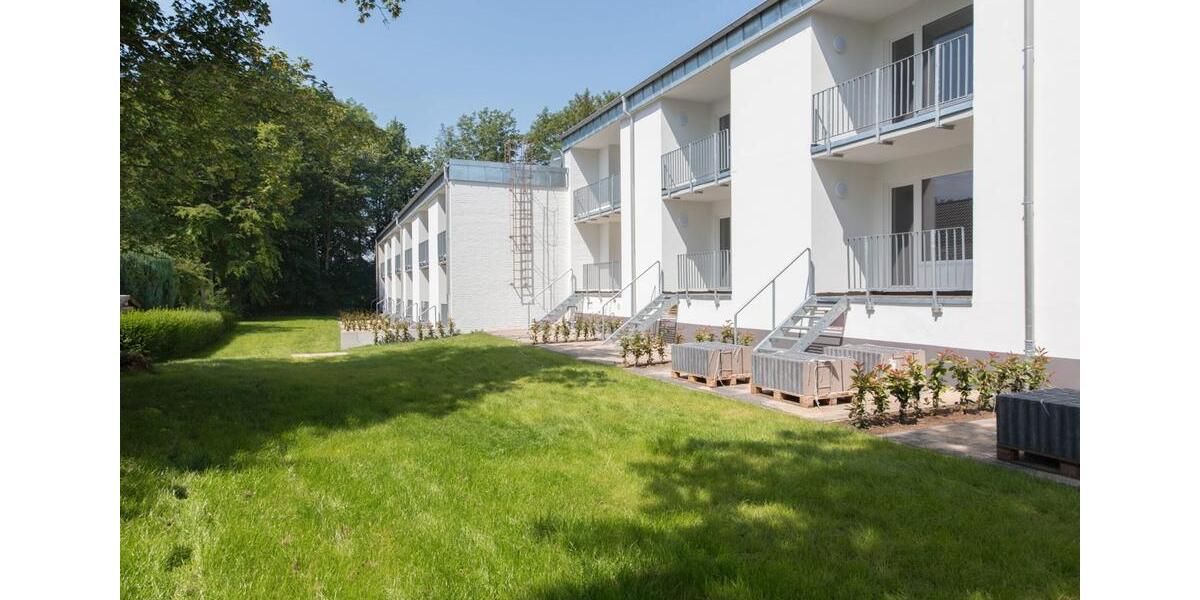 Sanierte 1,5-Zimmer-Wohnung im Erdgeschoss mit Loggia und Terrasse 1 zimmer