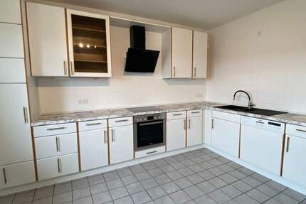 Außergewöhnliche 4-Zimmer-Wohnung mit eigenem Gartenanteil in Meeder 4 zimmer