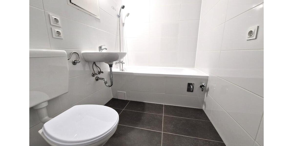 Etagenwohnung Prenzlau - 4 Zimmer, 75 m&sup2;, 448&euro; | Angebot:25654518