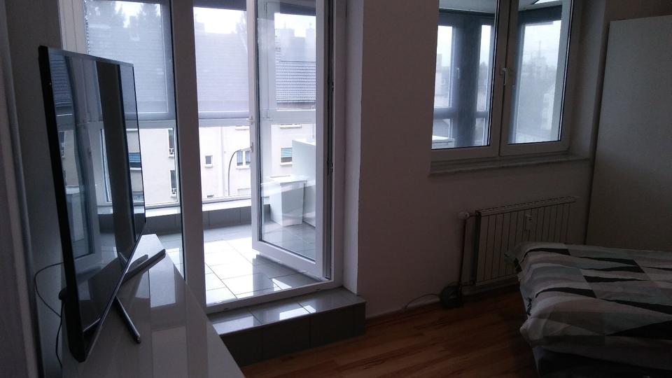 Etagenwohnung Köln Ehrenfeld - 1 Zimmer, 52 m&sup2;, 895&euro; | Angebot:26583070