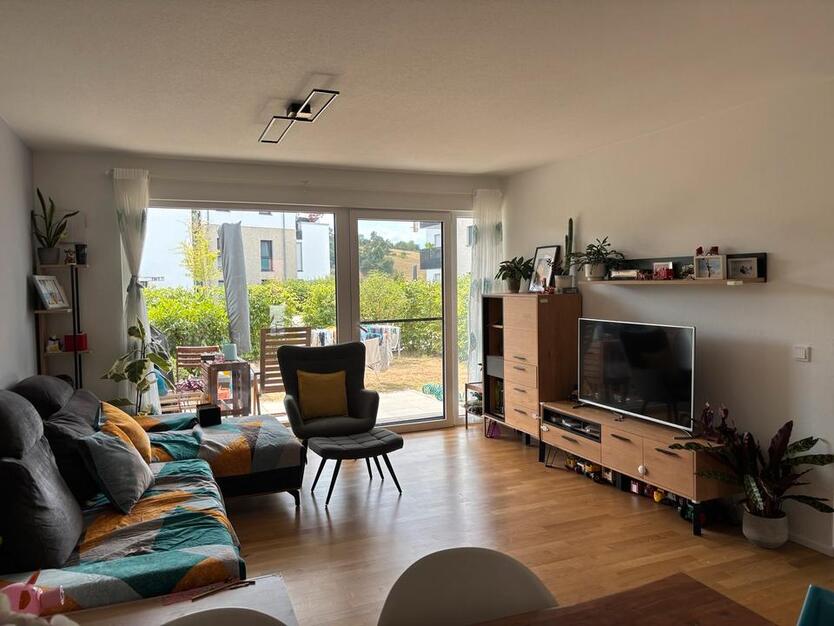 4 Zimmern Neubau Wohnung mit Garten und Einbauküche