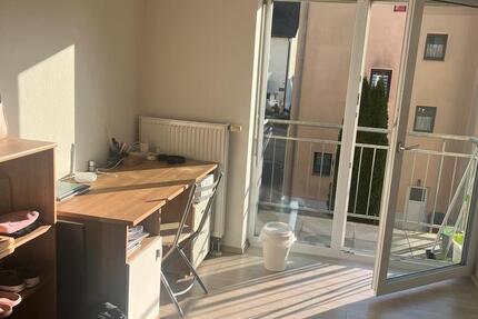 Möbliertes Zimmer im Studentenwohnheim zimmer