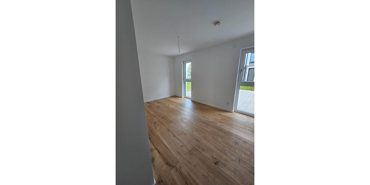 Terrassenwohnung Bad Kreuznach Bad Münster am Stein-Ebernburg - 3 Zimmer, 90 m&sup2;, 1.200&euro; | Angebot:26670997