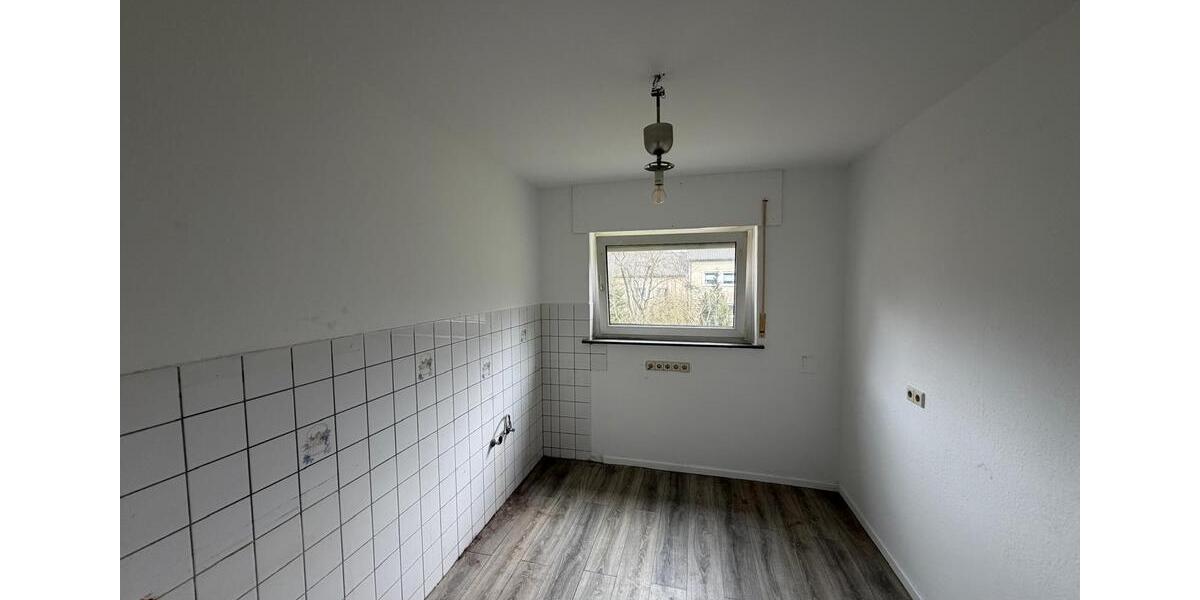 Etagenwohnung Bad Wildbad - 3 Zimmer, 75 m&sup2;, 900&euro; | Angebot:26024496