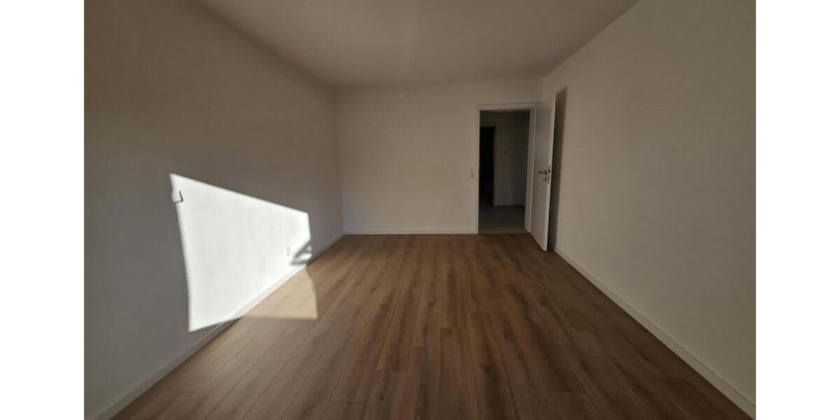 Etagenwohnung Weinsberg - 3 Zimmer, 66 m&sup2;, 975&euro; | Angebot:24240055