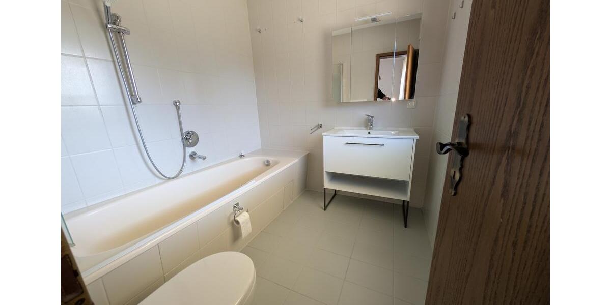 Einfamilienhaus Schwarmstedt - 6.5 Zimmer, 167 m&sup2;, 1.350&euro; | Angebot:25870544