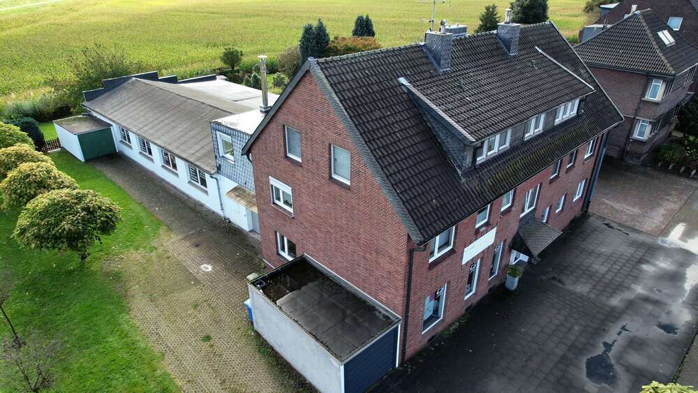 Halle in Oberhausen 1.750 € 241.65 m² zimmer