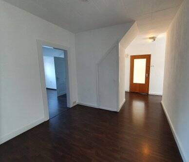 Etagenwohnung Kleve - 4 Zimmer, 100 m&sup2;, 750&euro; | Angebot:24609905