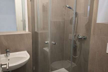 Wohnung Koblenz - 1 Zimmer, 16 m&sup2;, 320&euro; | Angebot:27646071
