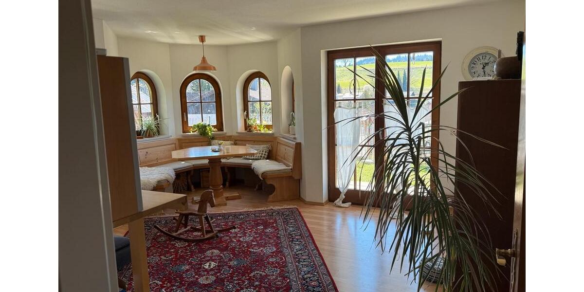 Wohnen auf Zeit Heimenkirch - 3 Zimmer, 81 m&sup2;, 1.300&euro; | Angebot:26254276