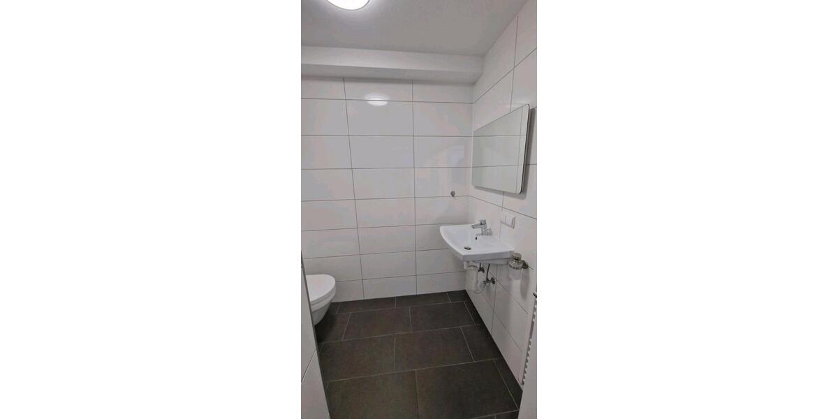 Erdgeschoßwohnung Siegen - 1 Zimmer, 80 m&sup2;, 800&euro; | Angebot:26137566