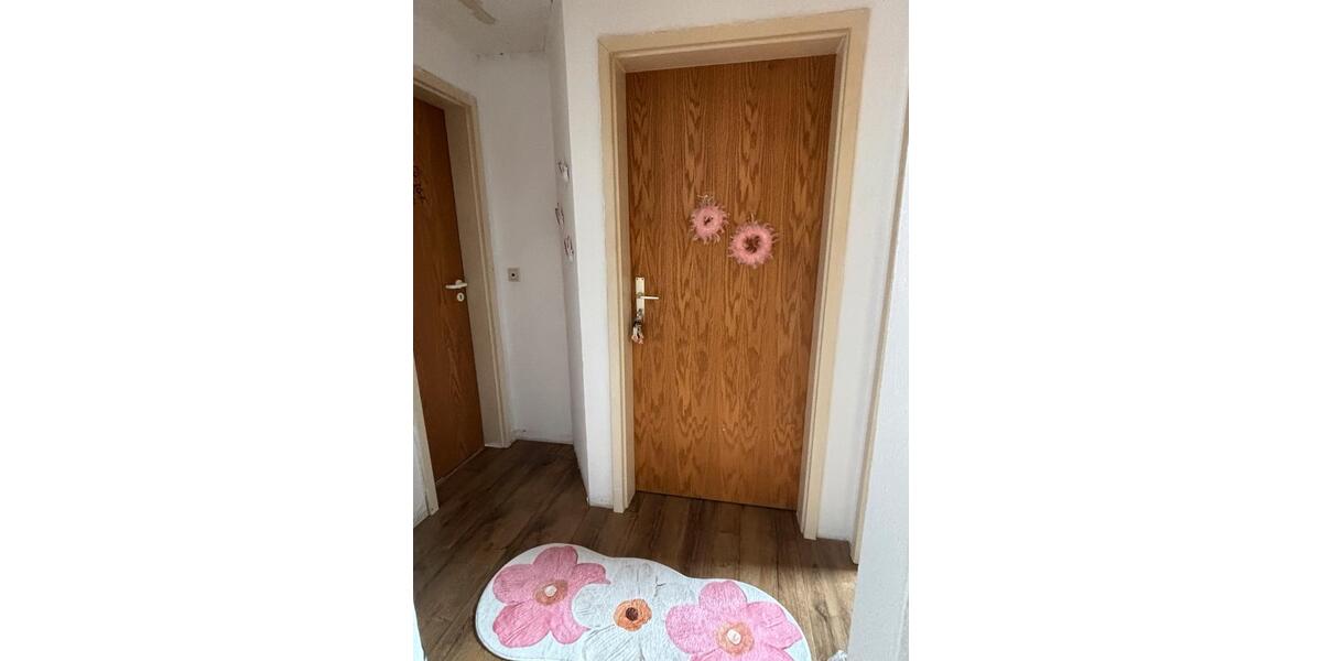 Dachgeschoßwohnung Lahr (Schwarzwald) - 3 Zimmer, 70 m&sup2;, 1.000&euro; | Angebot:26033404