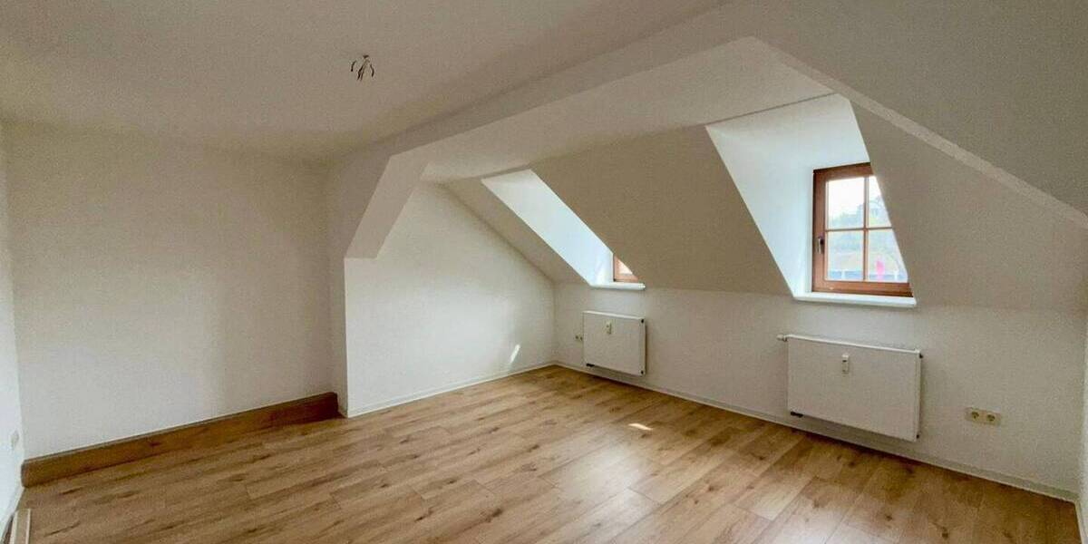 Etagenwohnung Görlitz Altstadt - 2 Zimmer, 36 m&sup2;, 252&euro; | Angebot:26189250