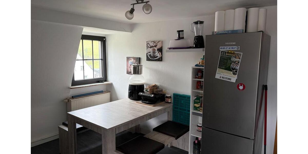 Dachgeschoßwohnung Sundern (Sauerland) - 3 Zimmer, 61 m&sup2;, 420&euro; | Angebot:26612545