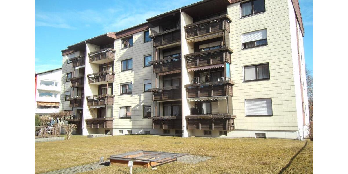 Etagenwohnung Traunstein - 3 Zimmer, 75 m&sup2;, 700&euro; | Angebot:25005336