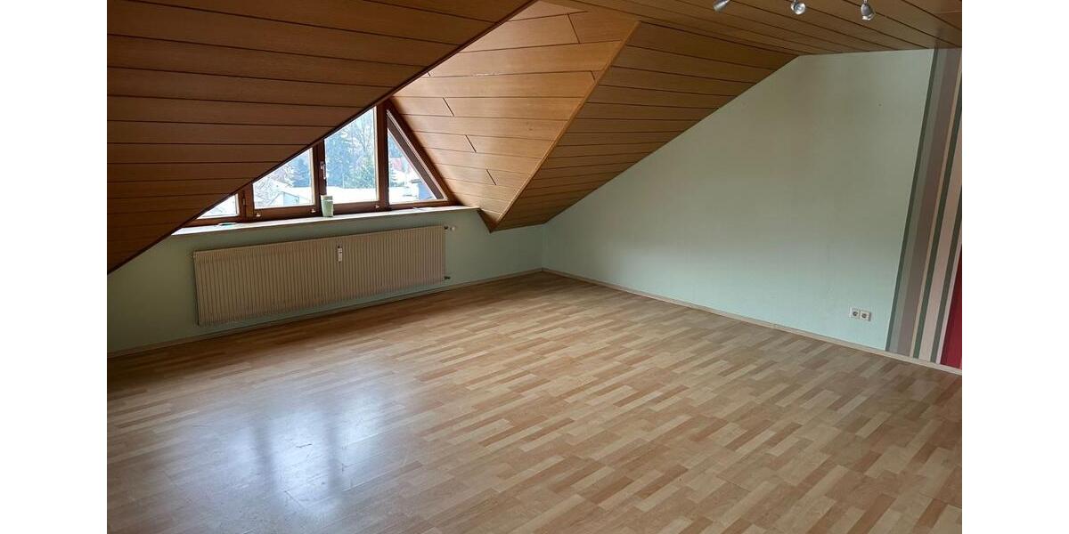 Etagenwohnung Titisee-Neustadt Neustadt - 3 Zimmer, 94 m&sup2;, 900&euro; | Angebot:25049724