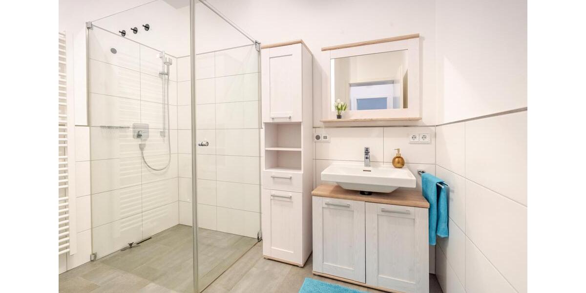 Erdgeschoßwohnung Straubing - 3 Zimmer, 81 m&sup2;, 990&euro; | Angebot:24456290