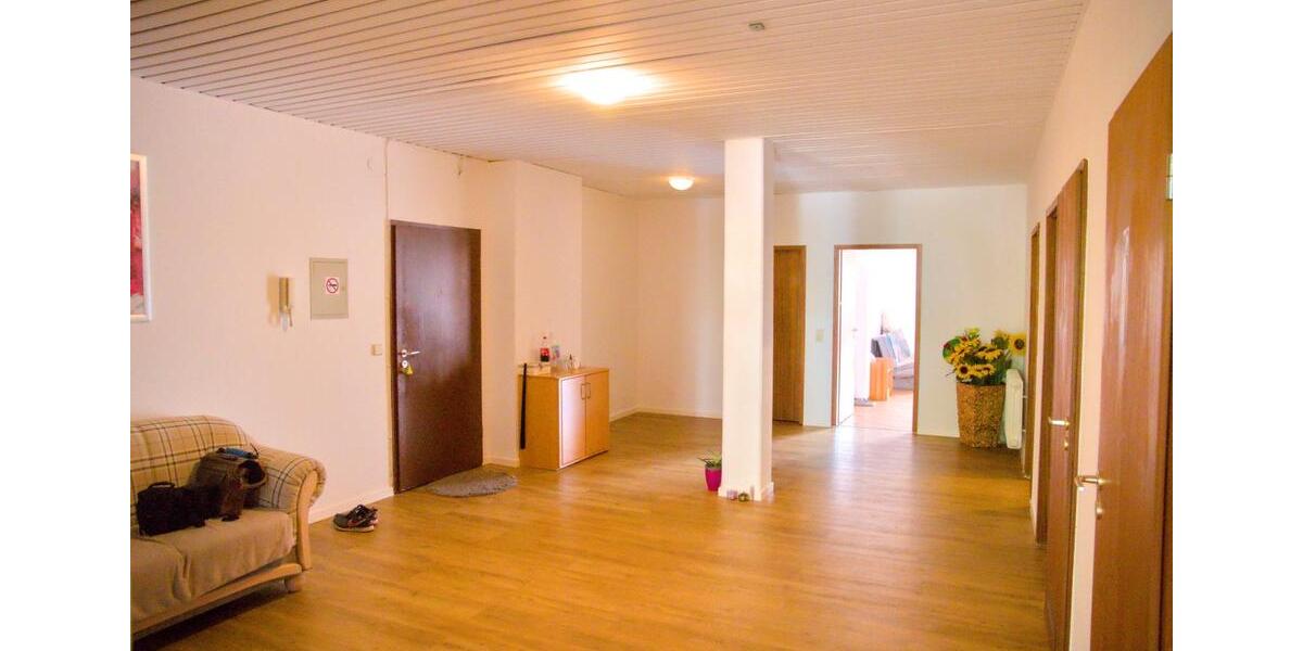 Gewerbeobjekt Teningen - 1.600&euro; | Angebot:26527730
