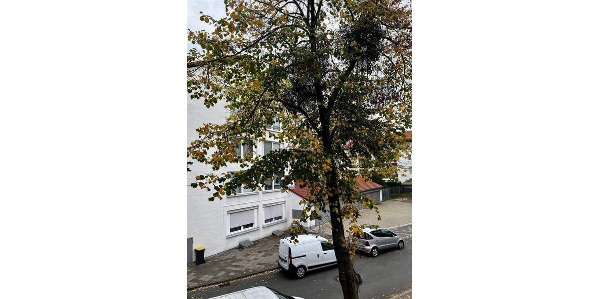 Helle 2-Zimmer-Wohnung mit großer Dachterrasse in ruhigem Haus 2 zimmer