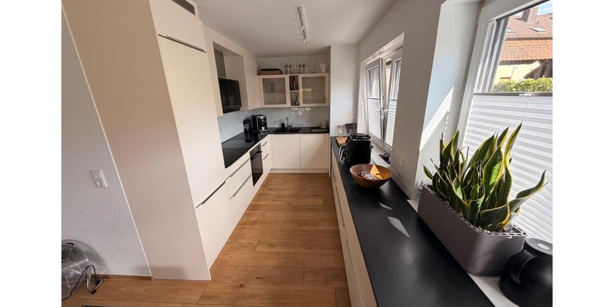 Maisonettenwohnung Schriesheim - 4 Zimmer, 120 m&sup2;, 1.600&euro; | Angebot:26532889