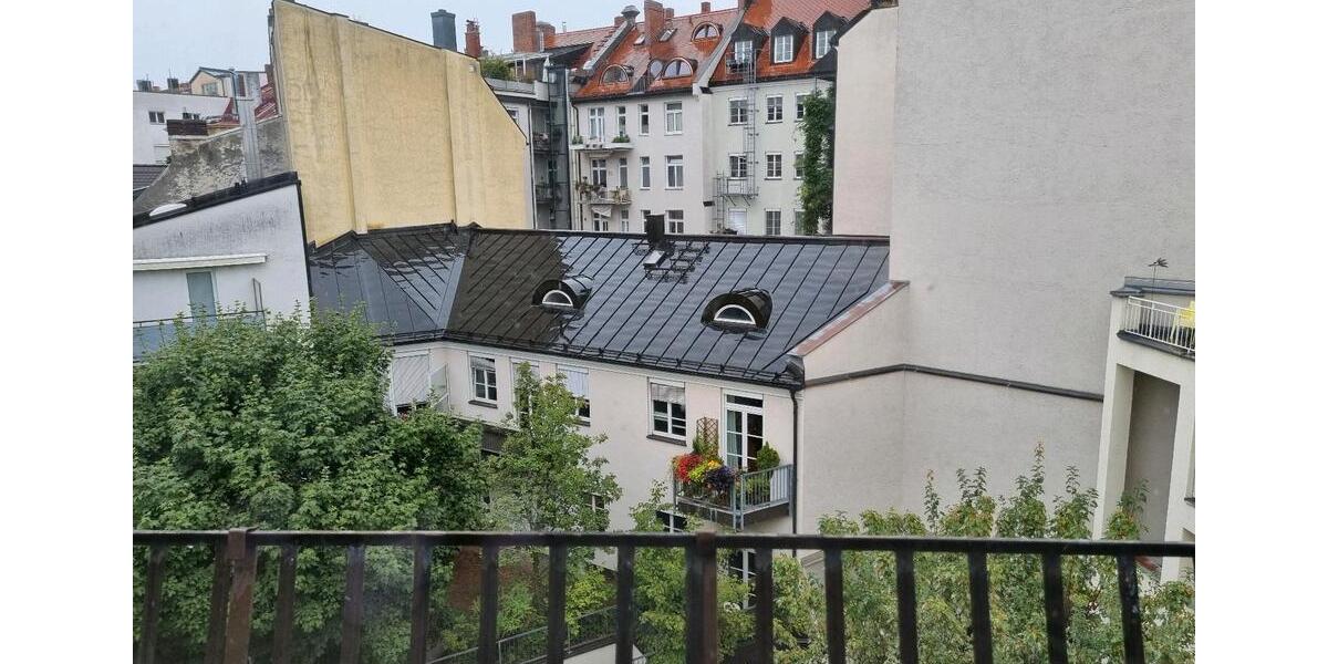 Dachgeschoßwohnung München Ludwigsvorstadt-Isarvorstadt - 3 Zimmer, 85 m&sup2;, 2.400&euro; | Angebot:25148445