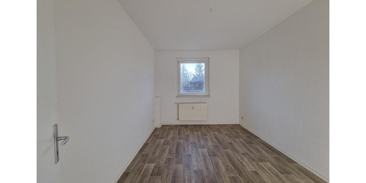 Erdgeschoßwohnung Weißenfels - 2 Zimmer, 43 m&sup2;, 270&euro; | Angebot:25118440