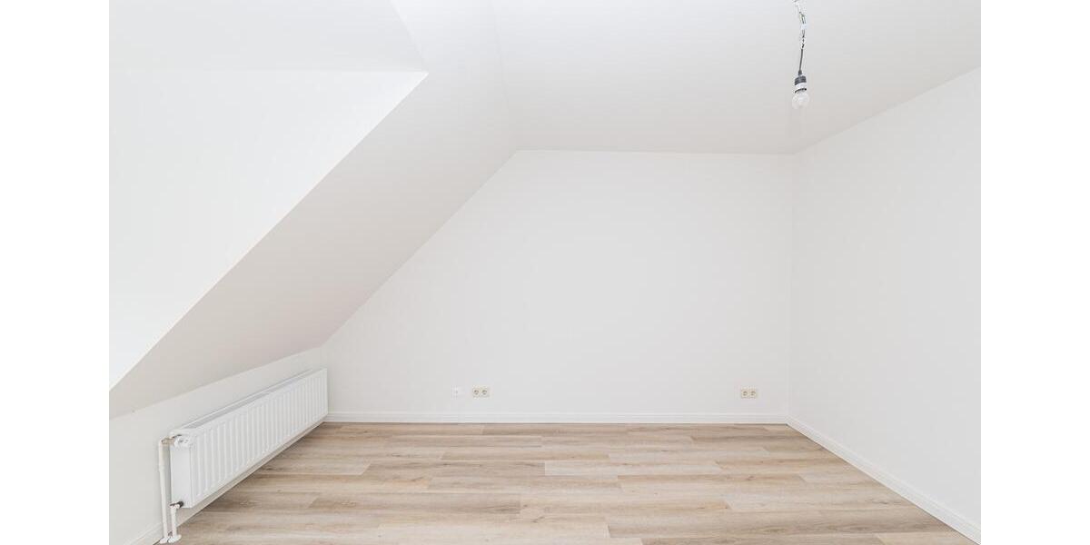 Doppelhaushälfte Stade - 4 Zimmer, 122 m&sup2;, 1.250&euro; | Angebot:24916256