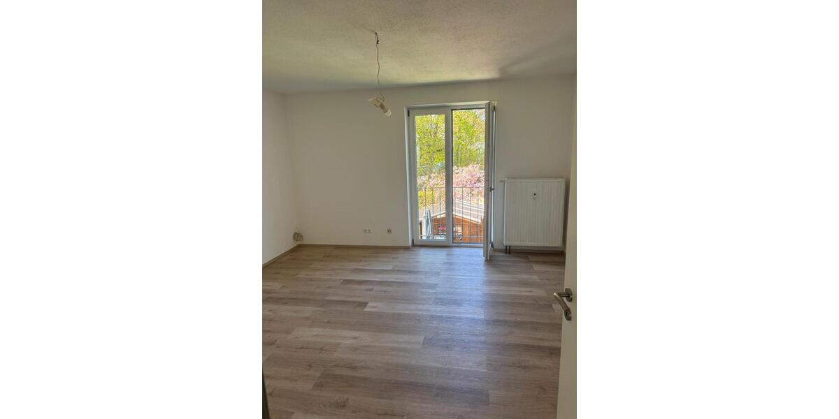 Etagenwohnung Speichersdorf - 3 Zimmer, 80 m&sup2;, 650&euro; | Angebot:26336647