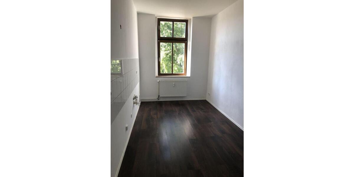 Etagenwohnung Frankfurt (Oder) Beresinchen - 4 Zimmer, 105 m&sup2;, 785&euro; | Angebot:24848157