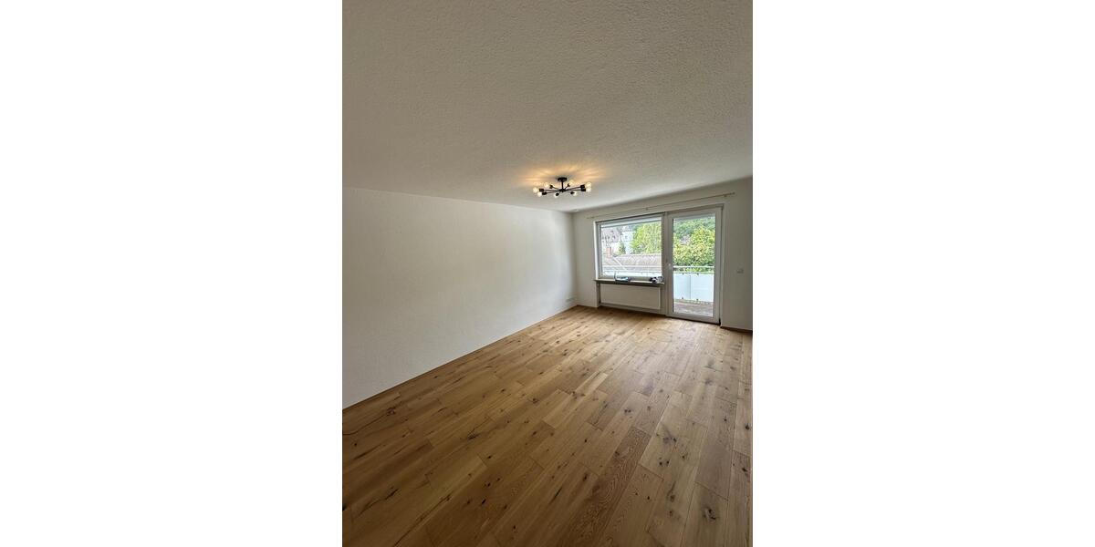 Etagenwohnung Lahnstein - 3 Zimmer, 77 m&sup2;, 850&euro; | Angebot:26547142