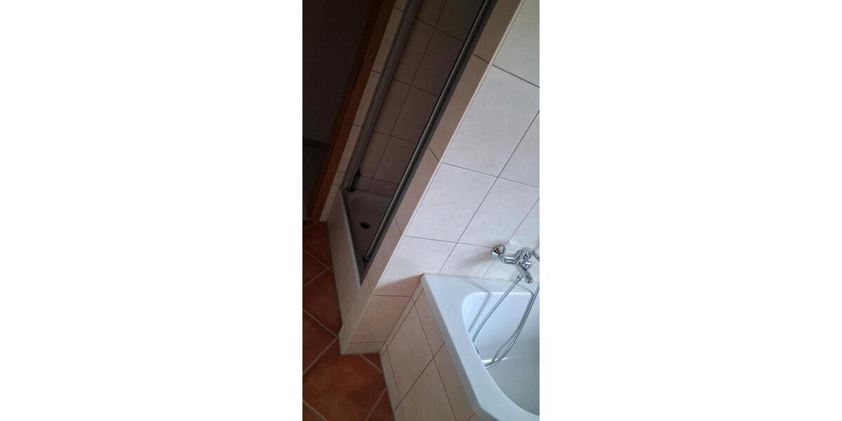 Dachgeschoßwohnung Frohburg - 1 Zimmer, 72 m&sup2;, 700&euro; | Angebot:25941737