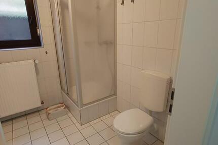 Souterrain-Wohnung in ruhigem 2-Familienhaus zimmer