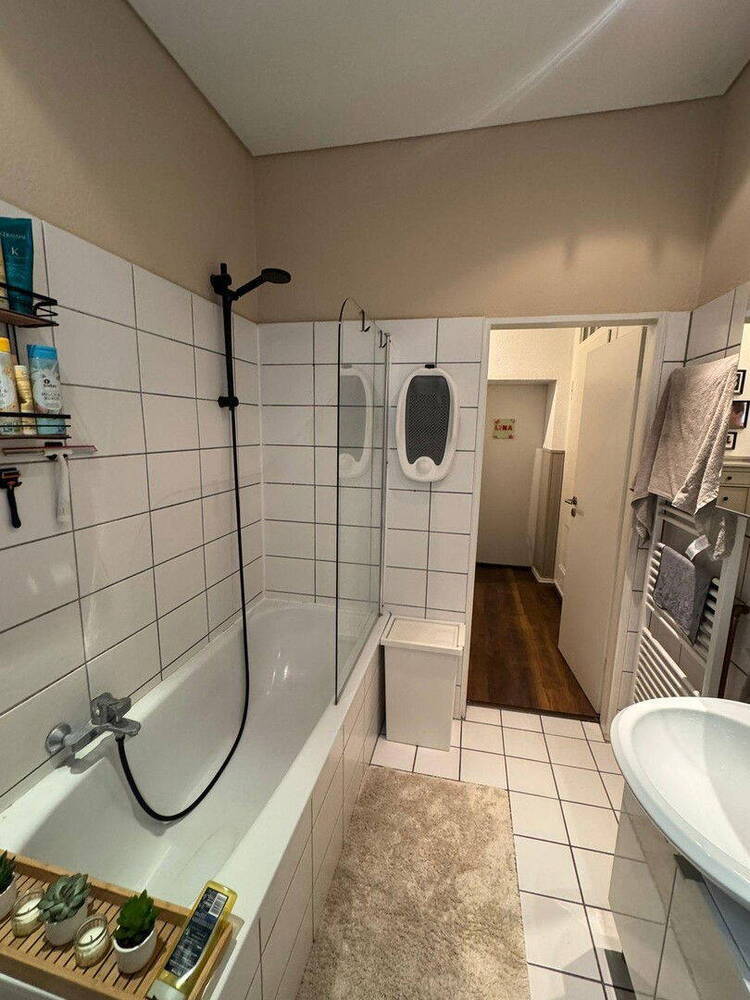 Attraktive 3-Zimmer-Erdgeschoßwohnung in zentraler Lage - hell, modern & mit Charme!