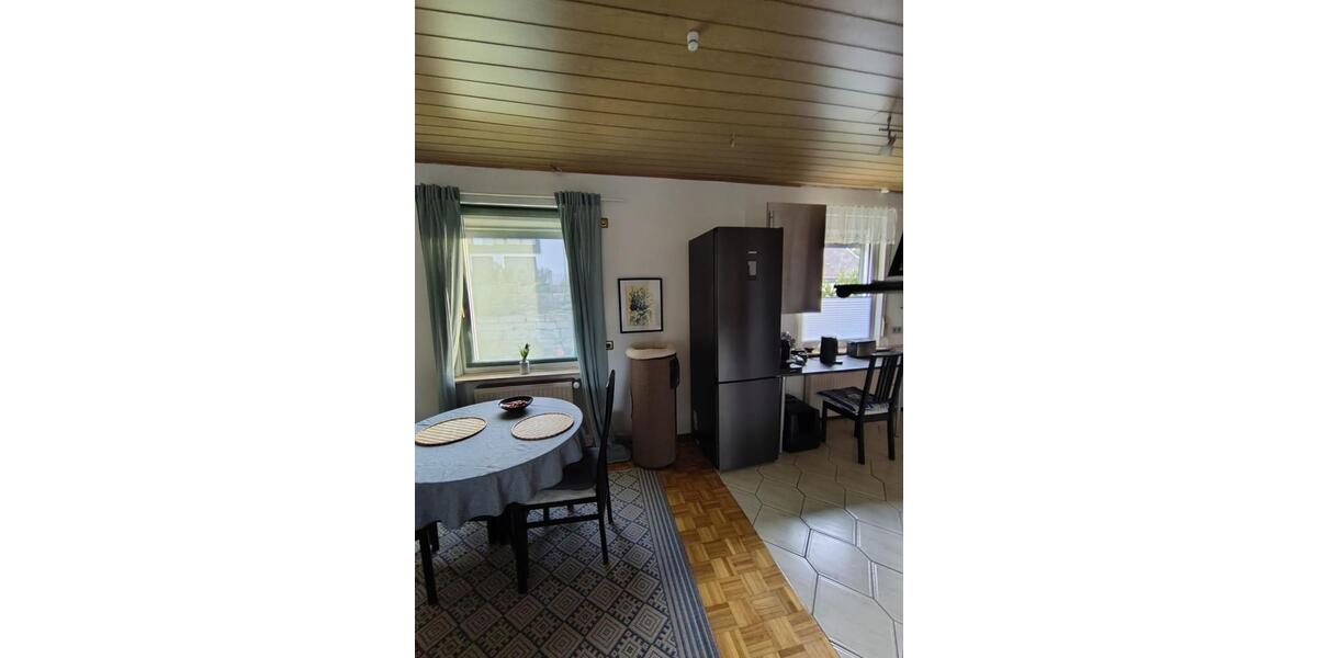 Doppelhaushälfte Wi.-Igstadt (Dachterrasse, Kachelofen, Wallbox) 4 zimmer