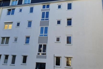 3-ZimmerEBKBadBalkonKeller Erstbezug nach hochwertiger Sanierung direkt vom Eigentümer 3 zimmer